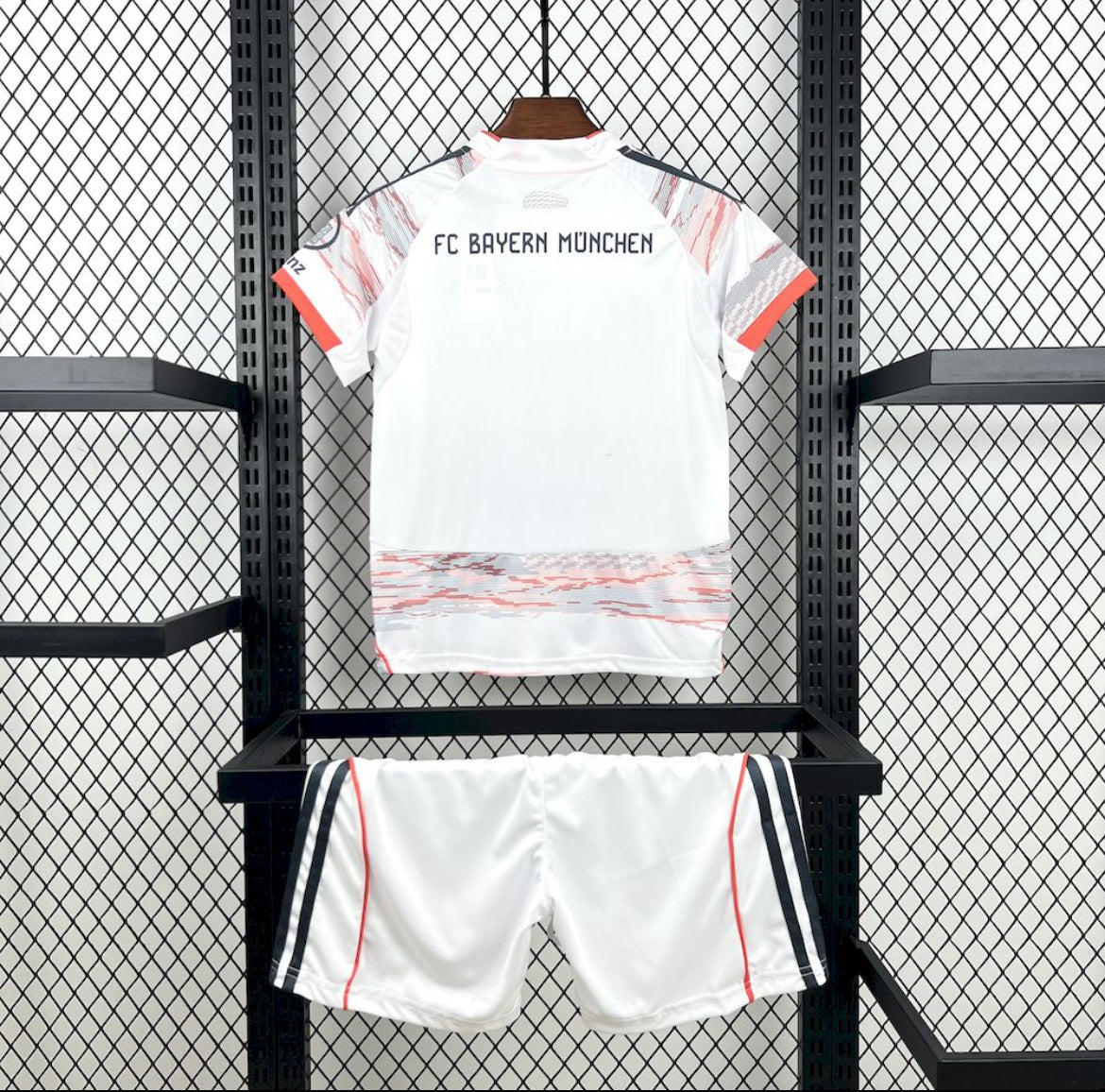 Bayern Munich 2025/26 Uit Kids Kit