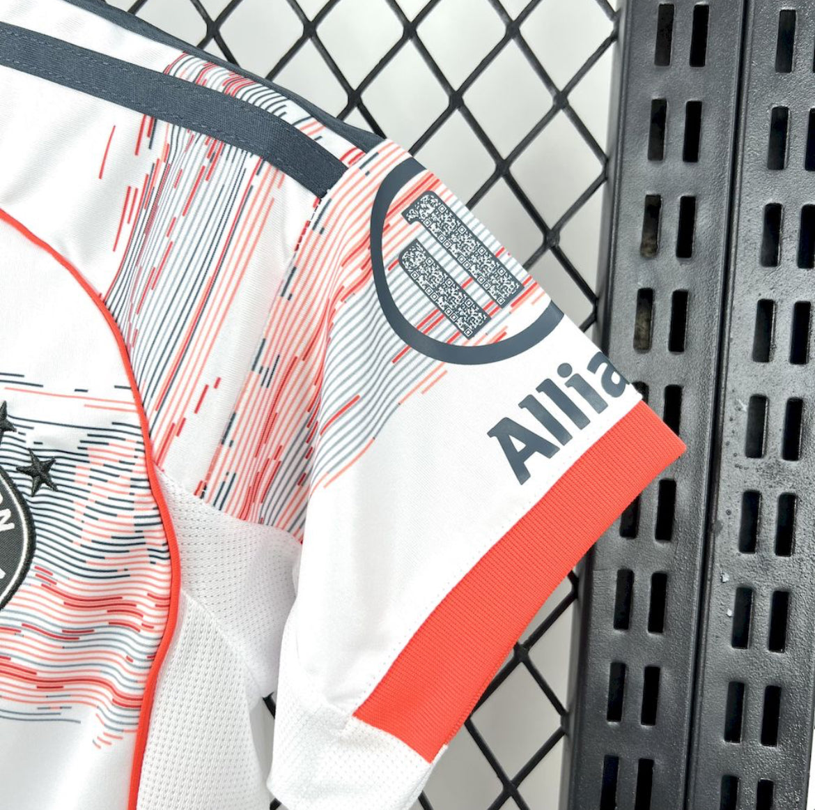 Bayern Munich 2025/26 Uit Kids Kit